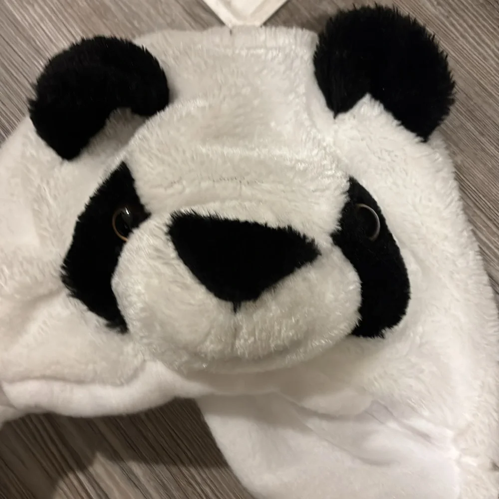 🌸Black and White Mittens with Cute Panda Design